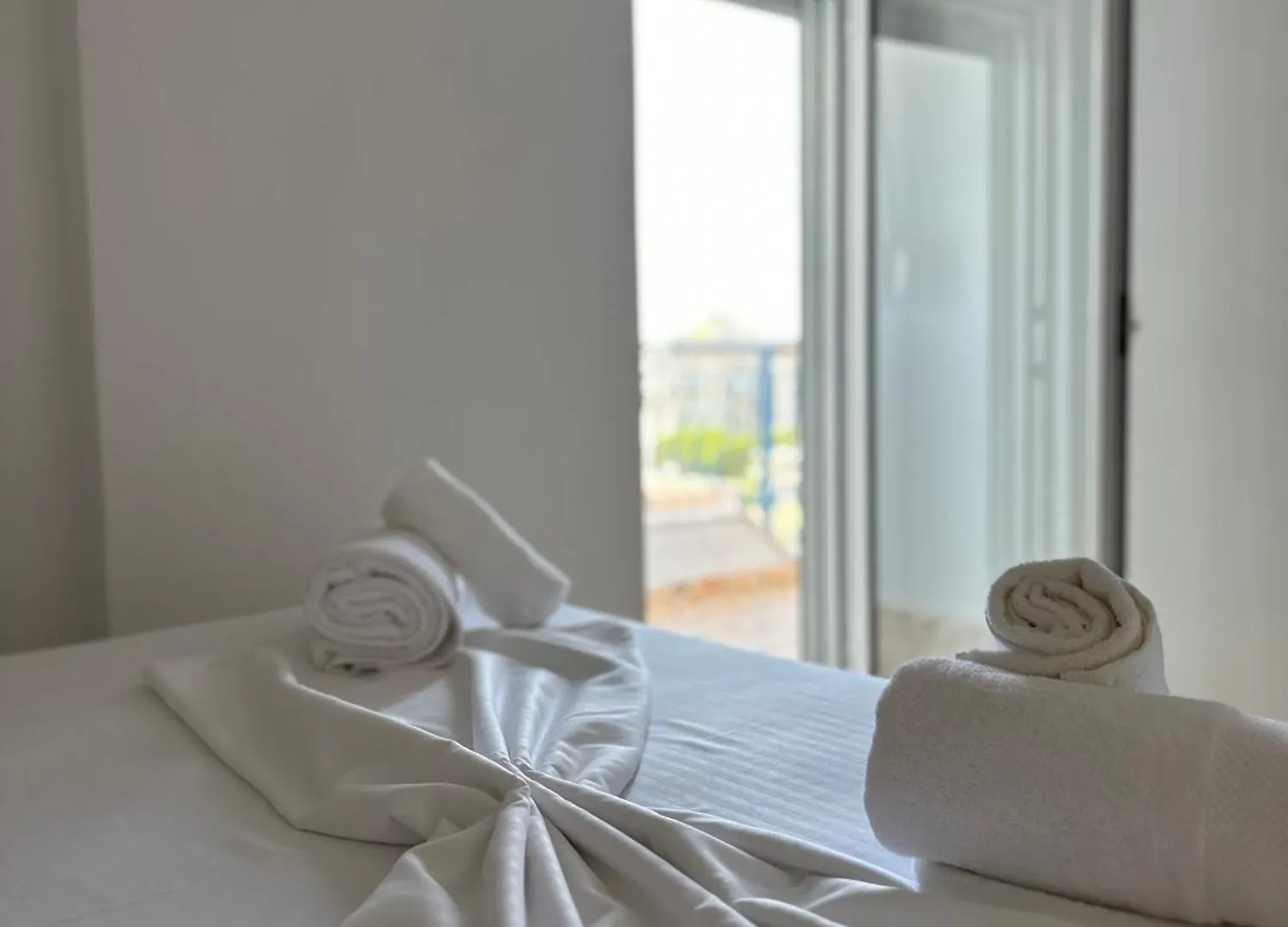 Seaview Sarande Apartment